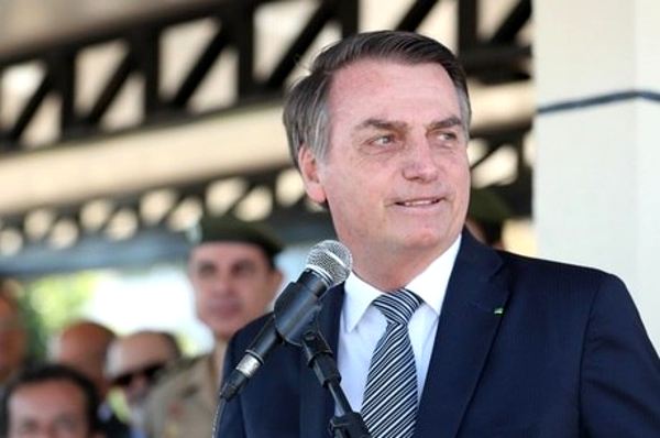 Bolsonaro disse vai indicar nome "terrivelmente evangélico"para o STF