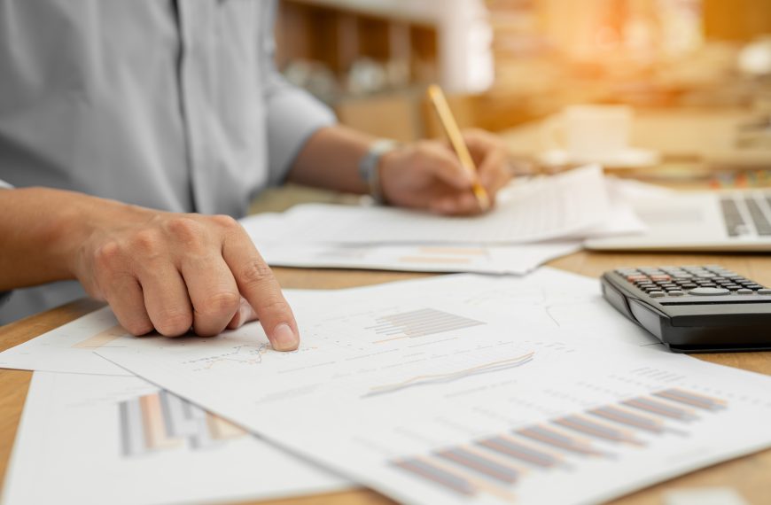 Saiba o que o Receita Recorrente Mensal (MRR)