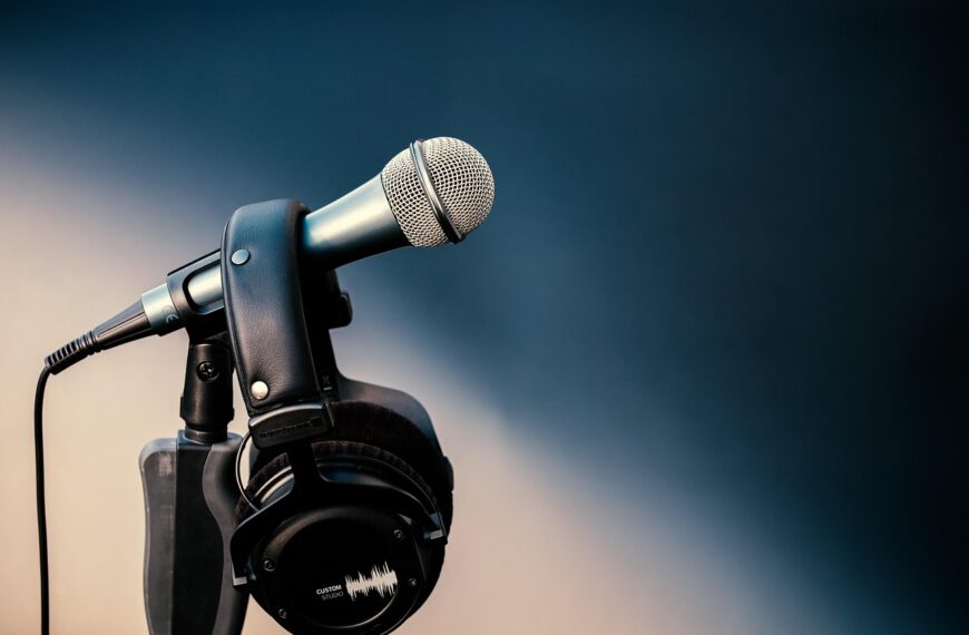 Como perder a timidez em público? Veja 8 estratégias eficientes!