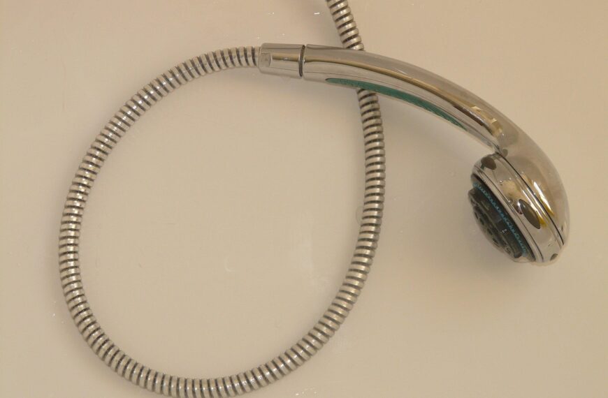 Tipos de chuveiros elétricos: 8 modelos para sua escolha!